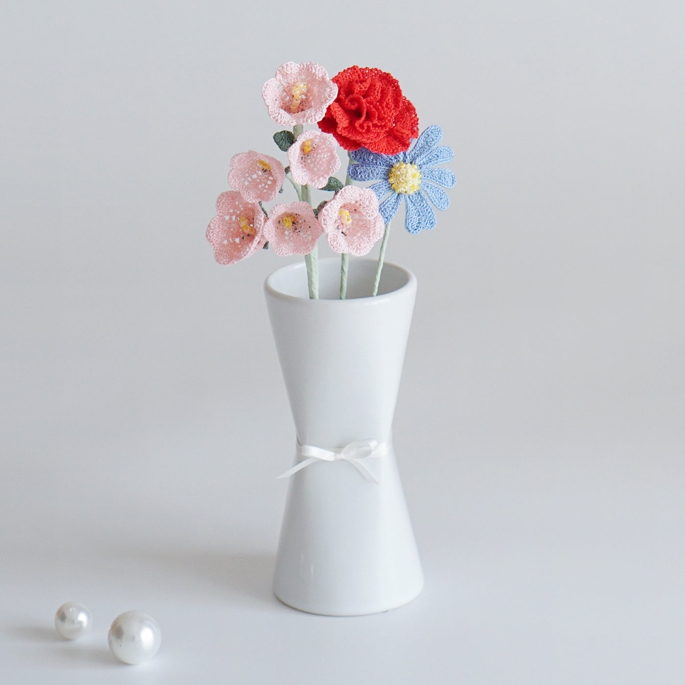 Bouquet [Fille cueillant des fleurs]